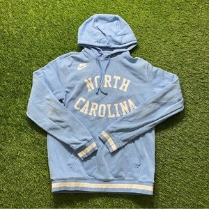 Nike North Carolina College Hoodie • Size Small/Medium